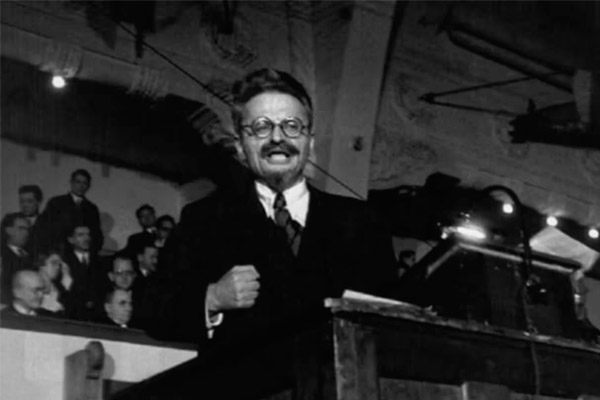 León Trotsky sobre la guerra y la paz. Un artículo muy útil para el momento actual
