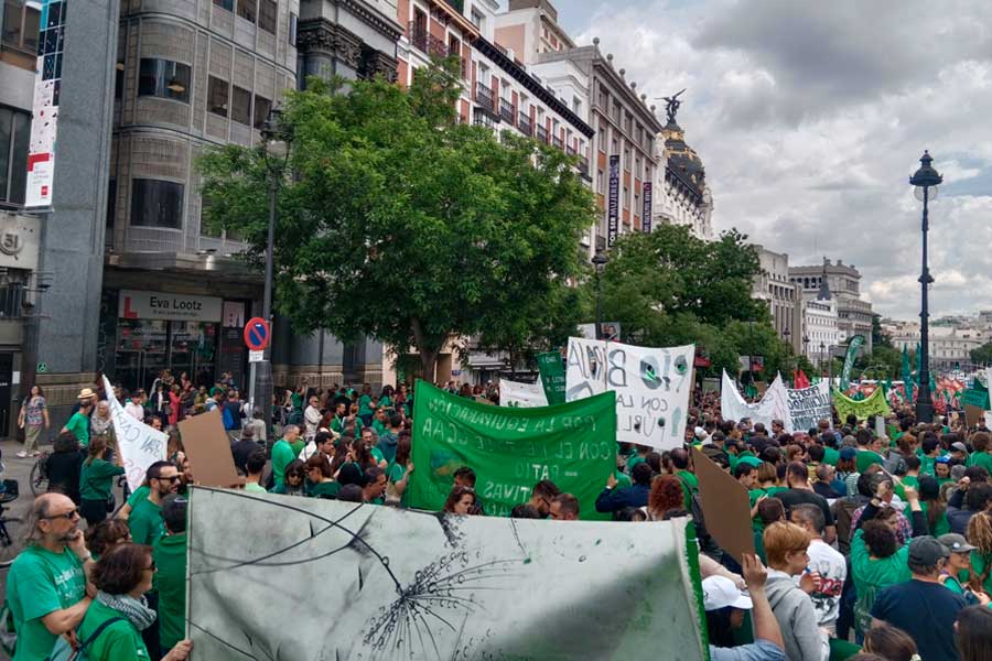 21M  ¡La huelga educativa en la CAM vuelve a ser un éxito!