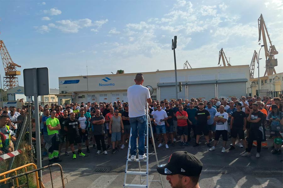 Los trabajadores de Navantia Ferrol no haremos de esquiroles nunca. Viva la huelga del metal de Cádiz
