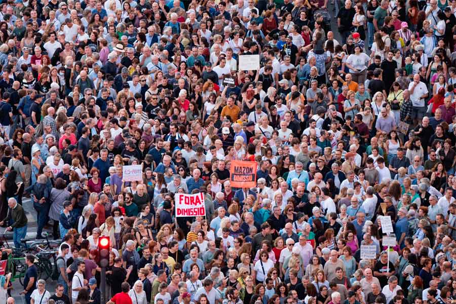 ¡Mazón dimite! ¡Una victoria de la movilización popular!