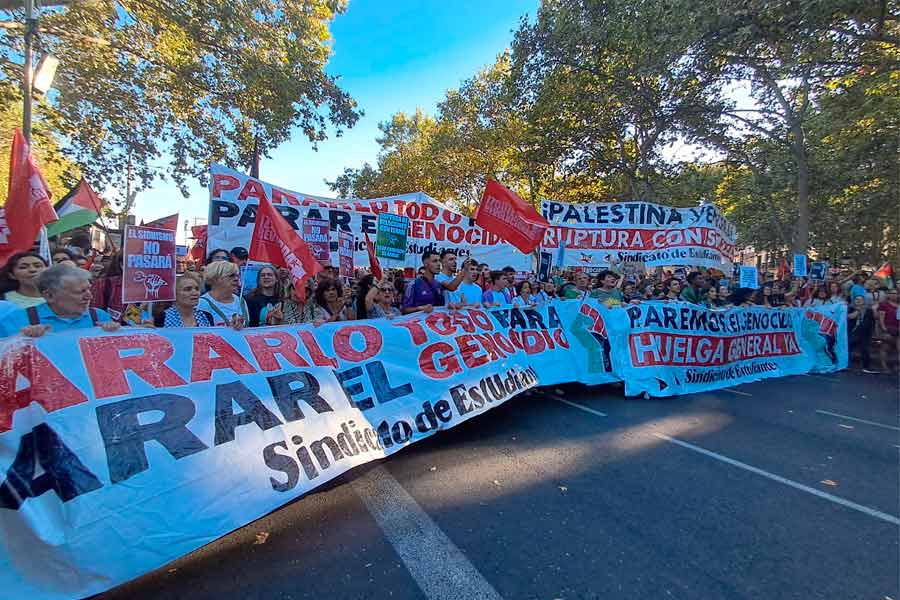 Gaza aguanta, el mundo se levanta