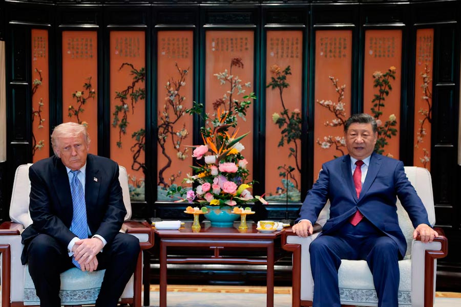Trump se va con las manos vacías de la cumbre con Xi Jinping. Un golpe a la arrogancia imperial de Washington