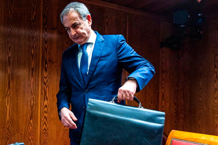 La imputación de Zapatero, un obús contra el Gobierno de Sánchez. La derecha se prepara para el asalto decisivo