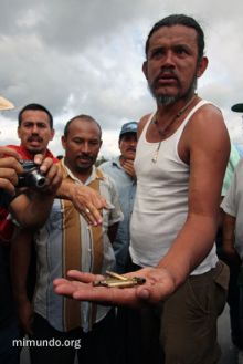 220x329-images-stories-honduras-honduras_mimundo32.jpg