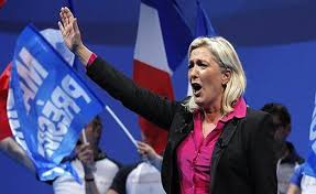 le_pen_saludo